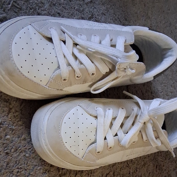 Tommy Hilfiger White and Green Sneakers - Picture 7 of 14